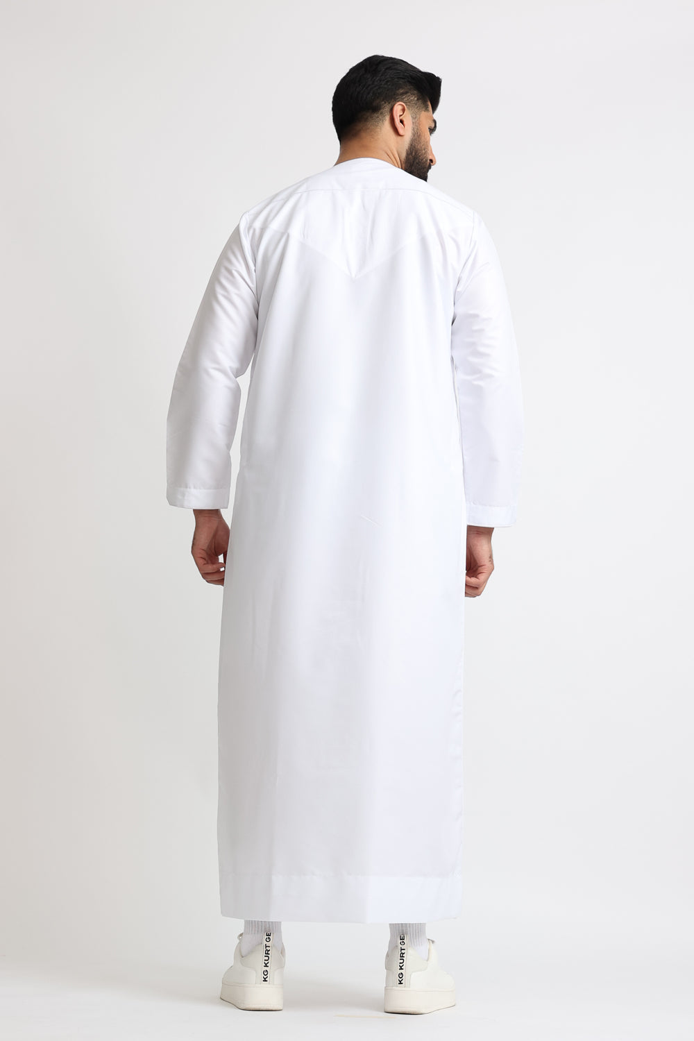 J101 White Pleated Emirati Thobe