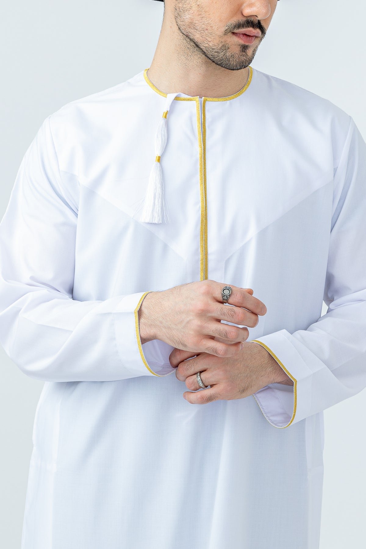 White|Gold Habeel Omani
