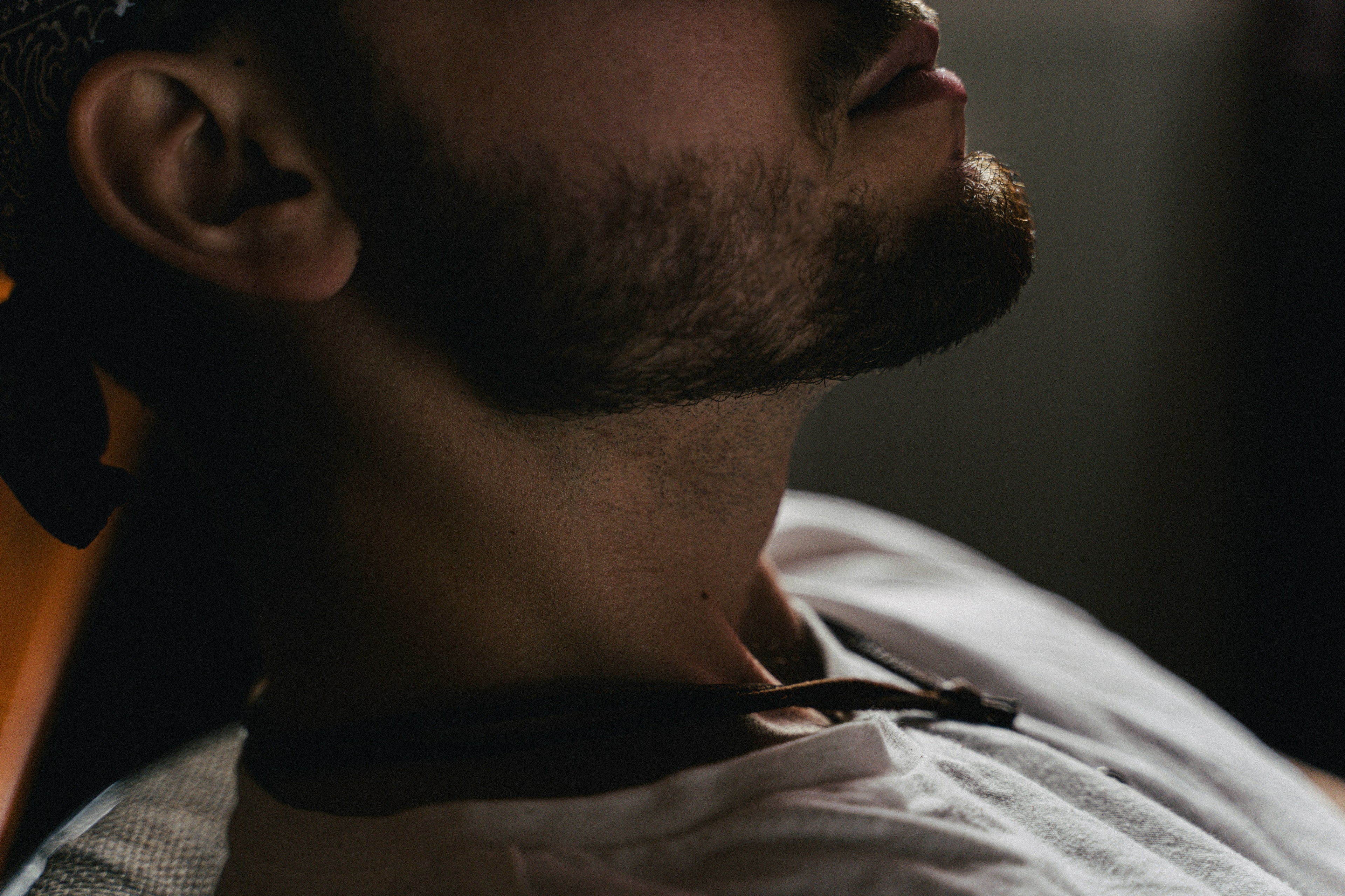 Men's Grooming & Skincare: A Practical Guide for the Modern Muslim Gentleman