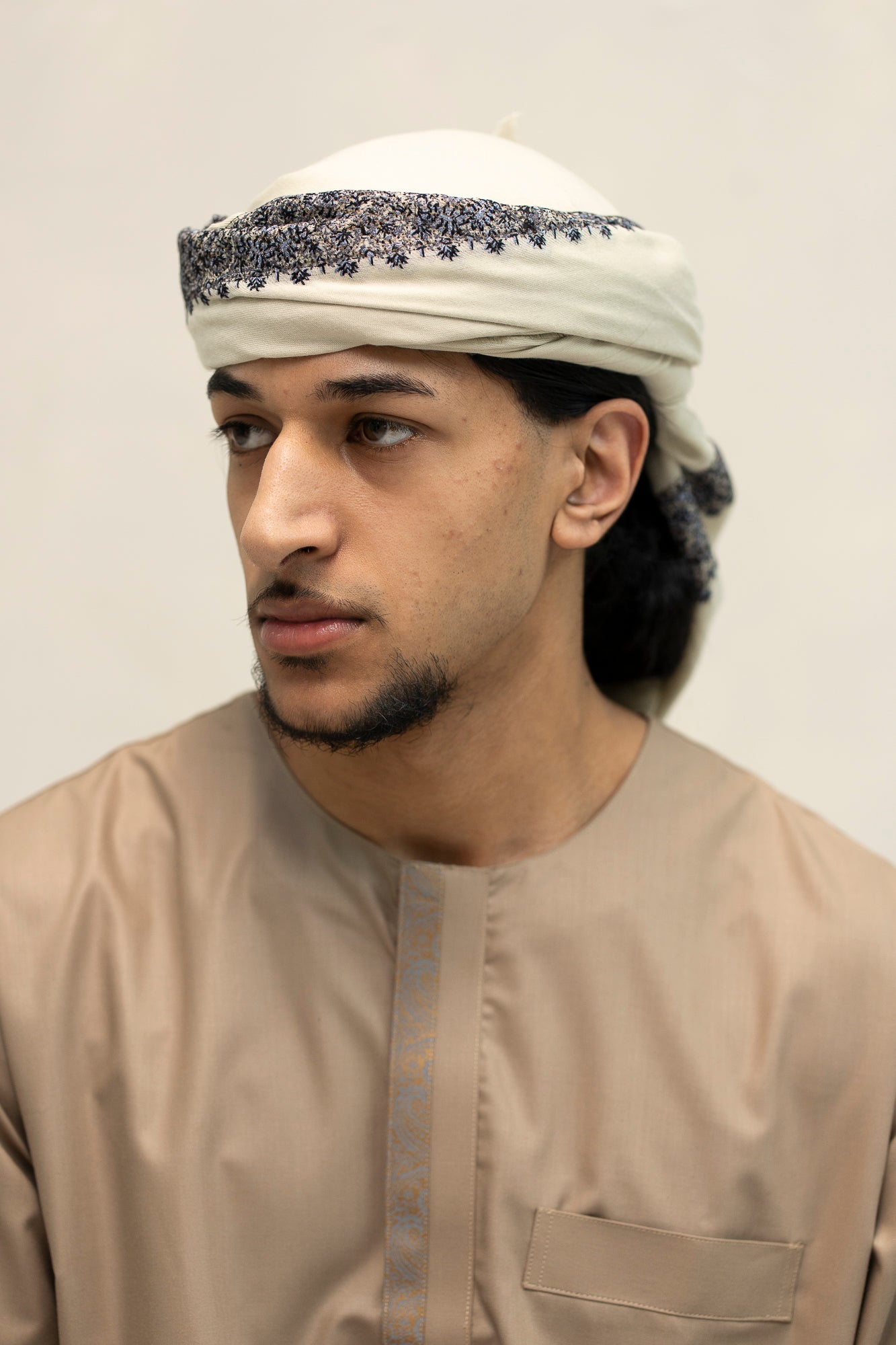 Eggshell Cream & Caramel Brown Yemeni Shemagh