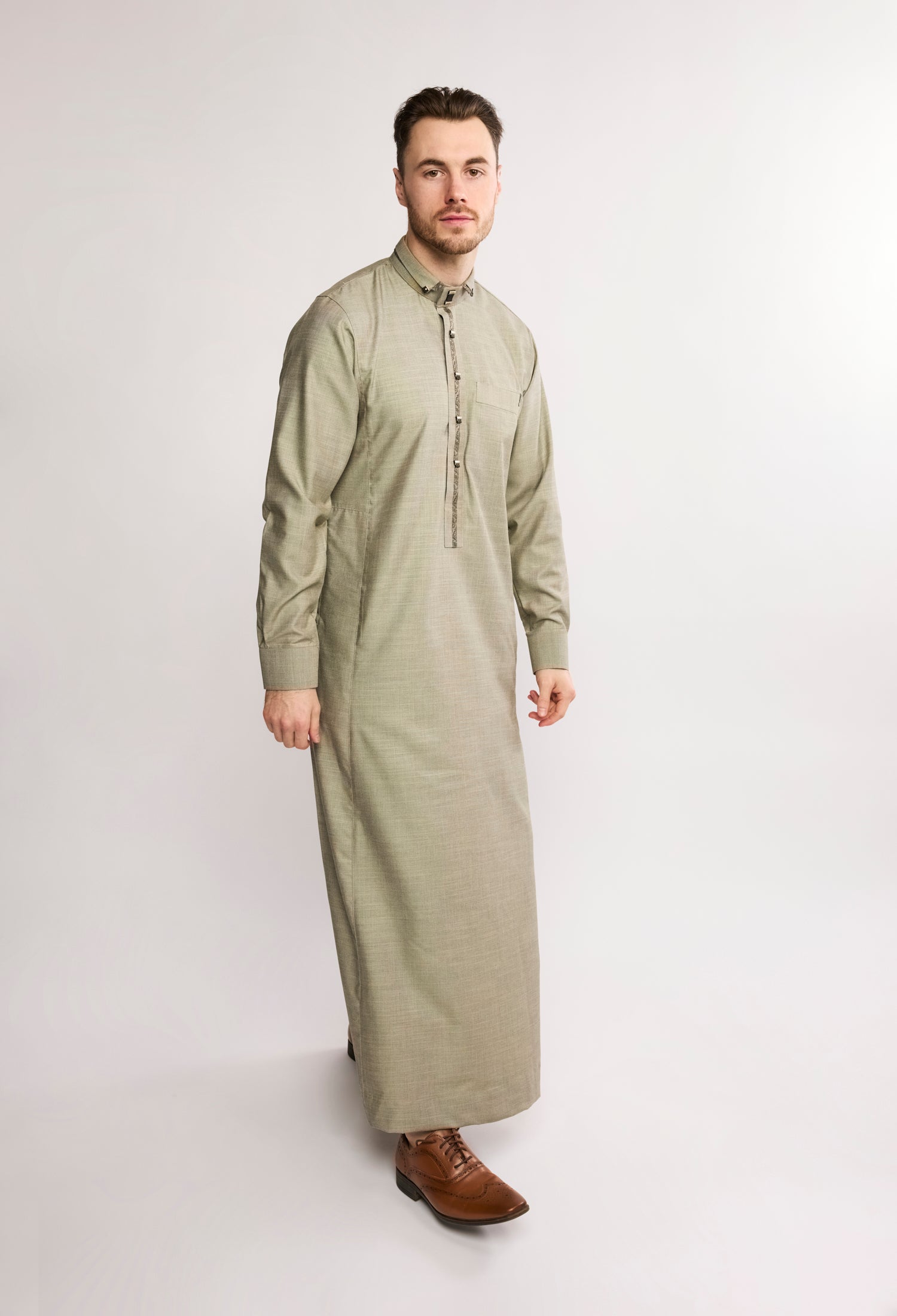 J133 Heathered Grey Premium Thobe
