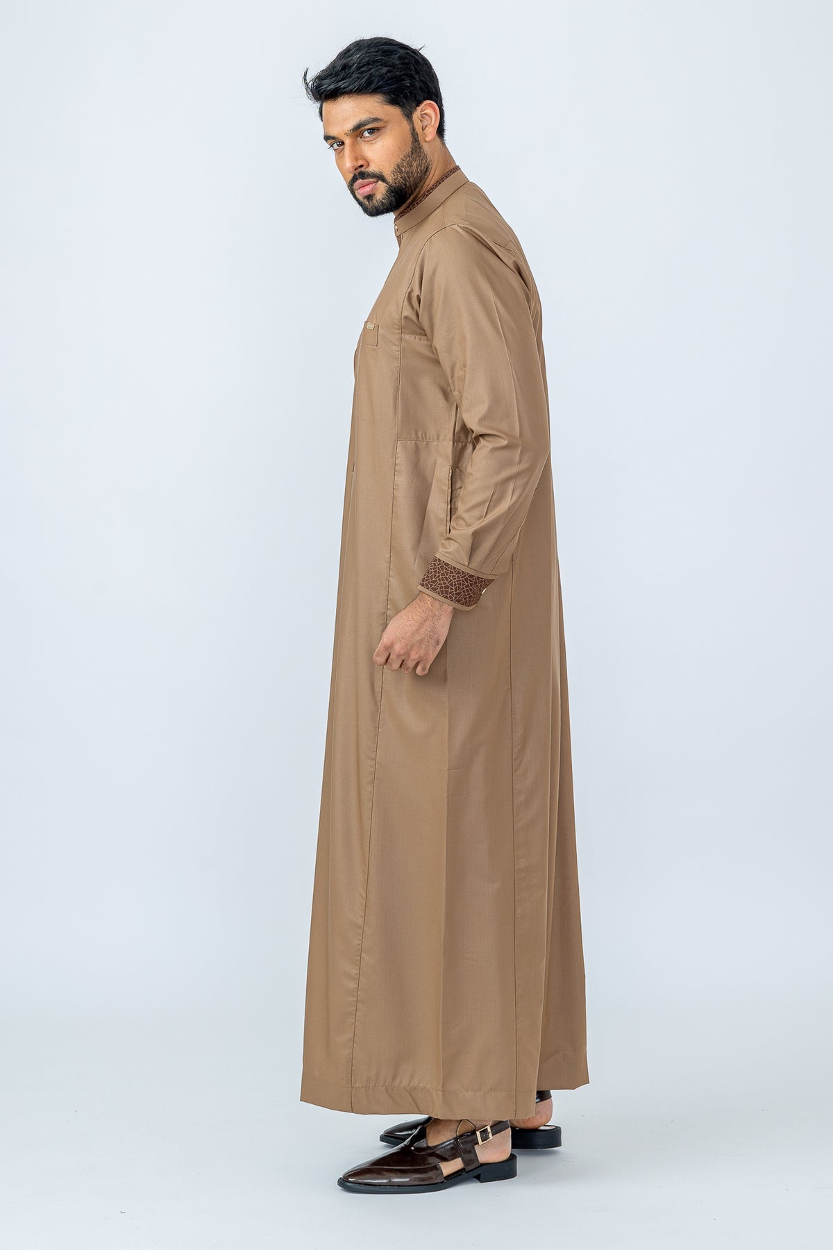 Aztec Almond Brown Thobe