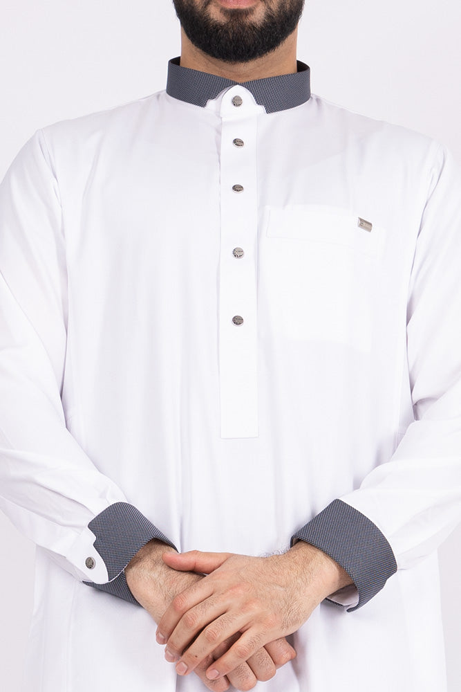 Tweed Textured White Thobe