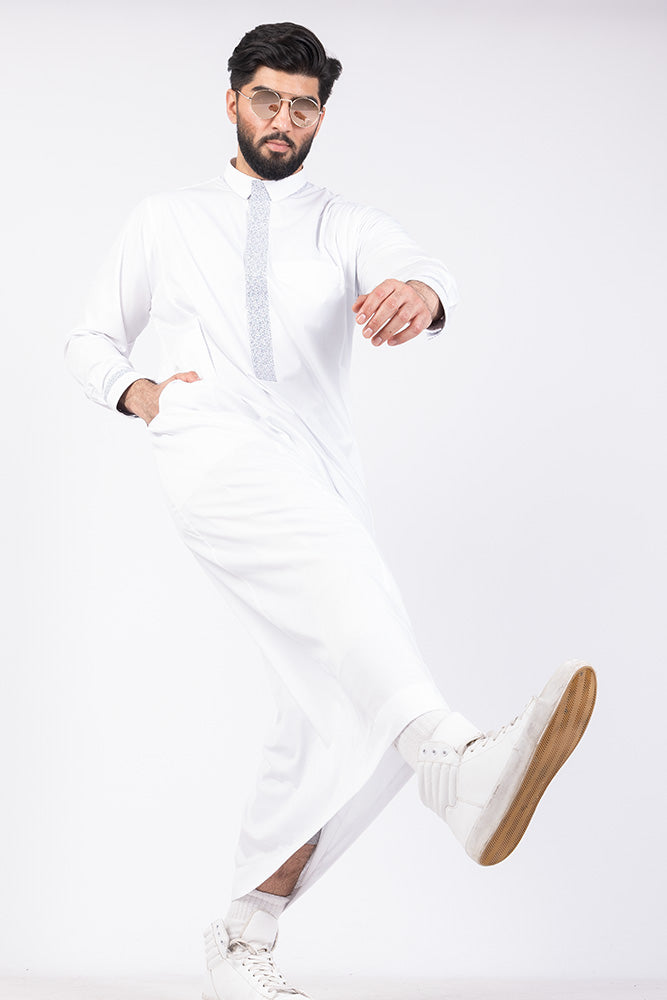 White Retro Print Jubbah