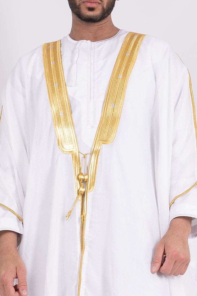 White Arab Bisht