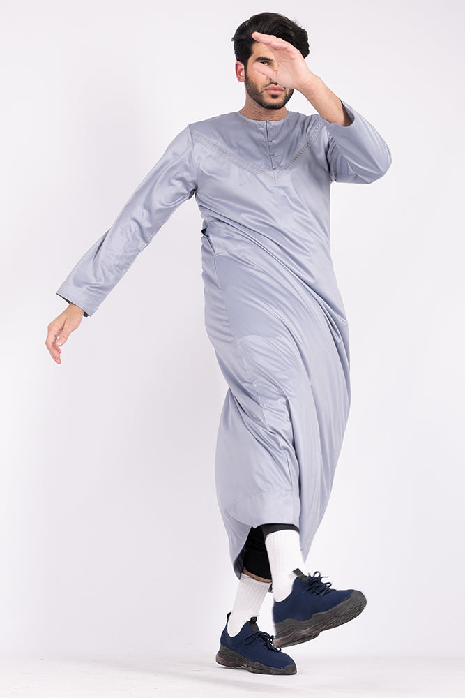 Pastel Grey Omani Thobe