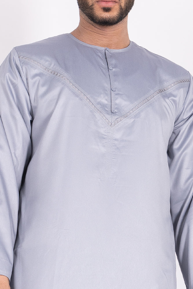 Pastel Grey Omani Thobe
