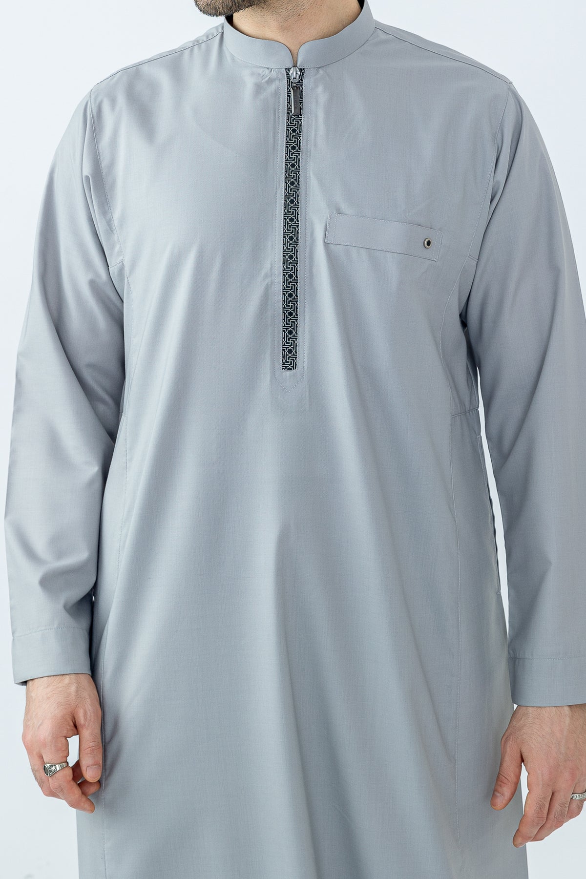 Heather Urban Hexagon Print Thobe