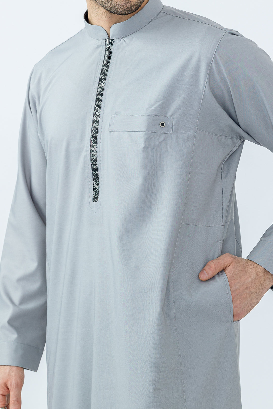 Heather Urban Hexagon Print Thobe