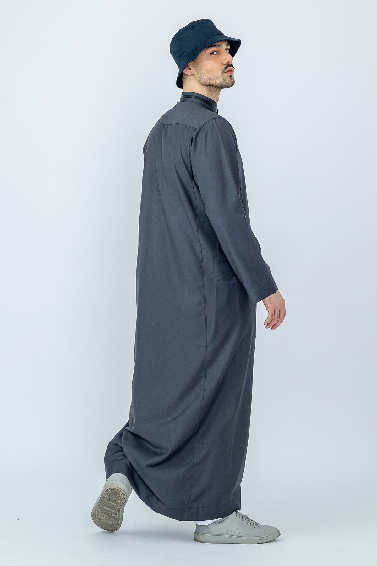 713 Charcoal Grey Thobe