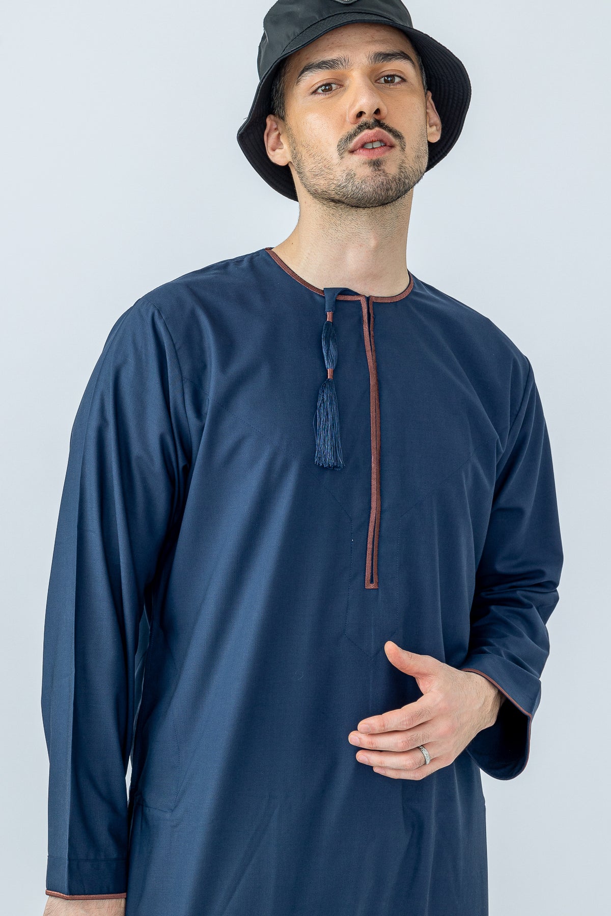 Dusk Navy Habeel Omani