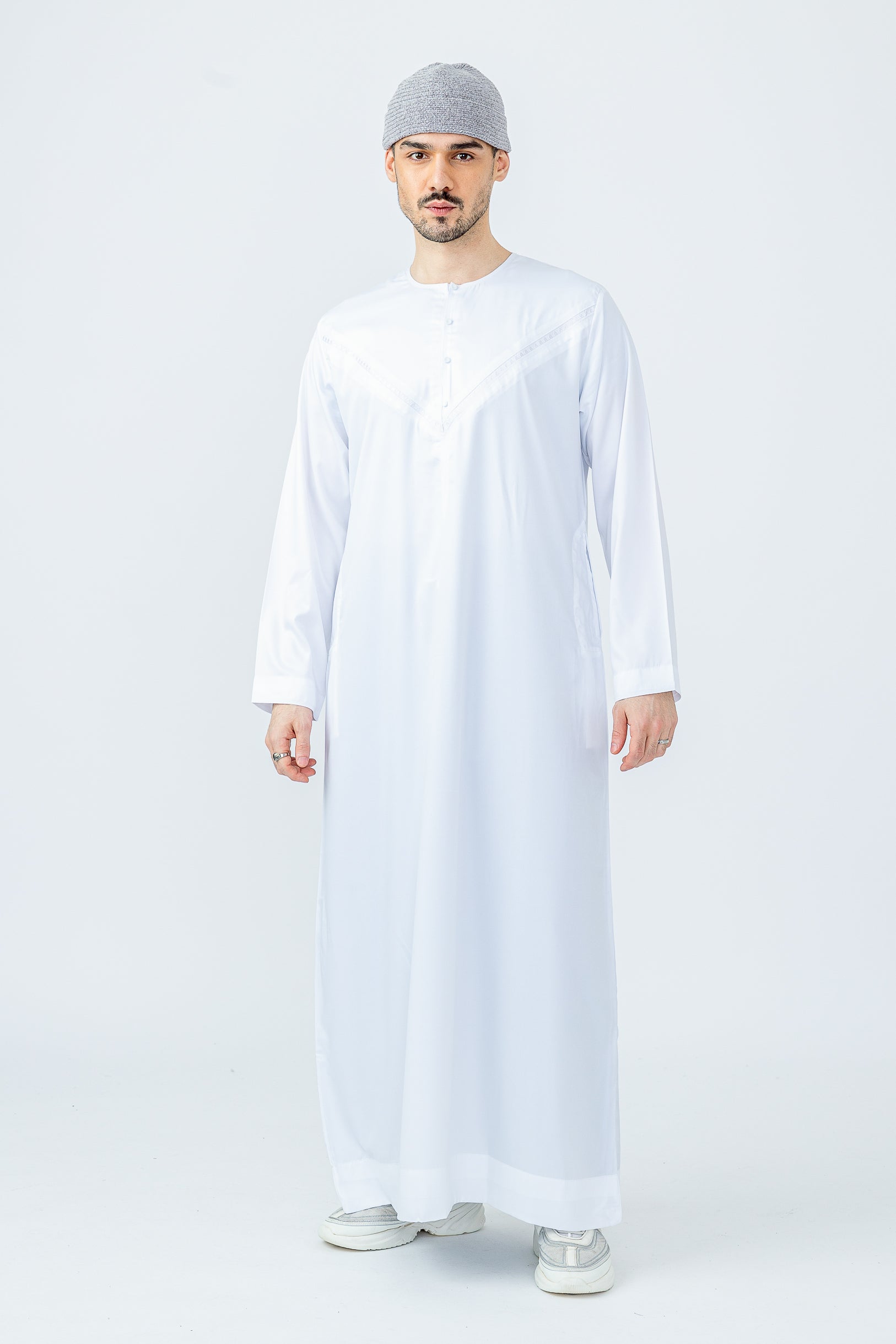 Iced White Omani Jubbah - JLifestyle Store