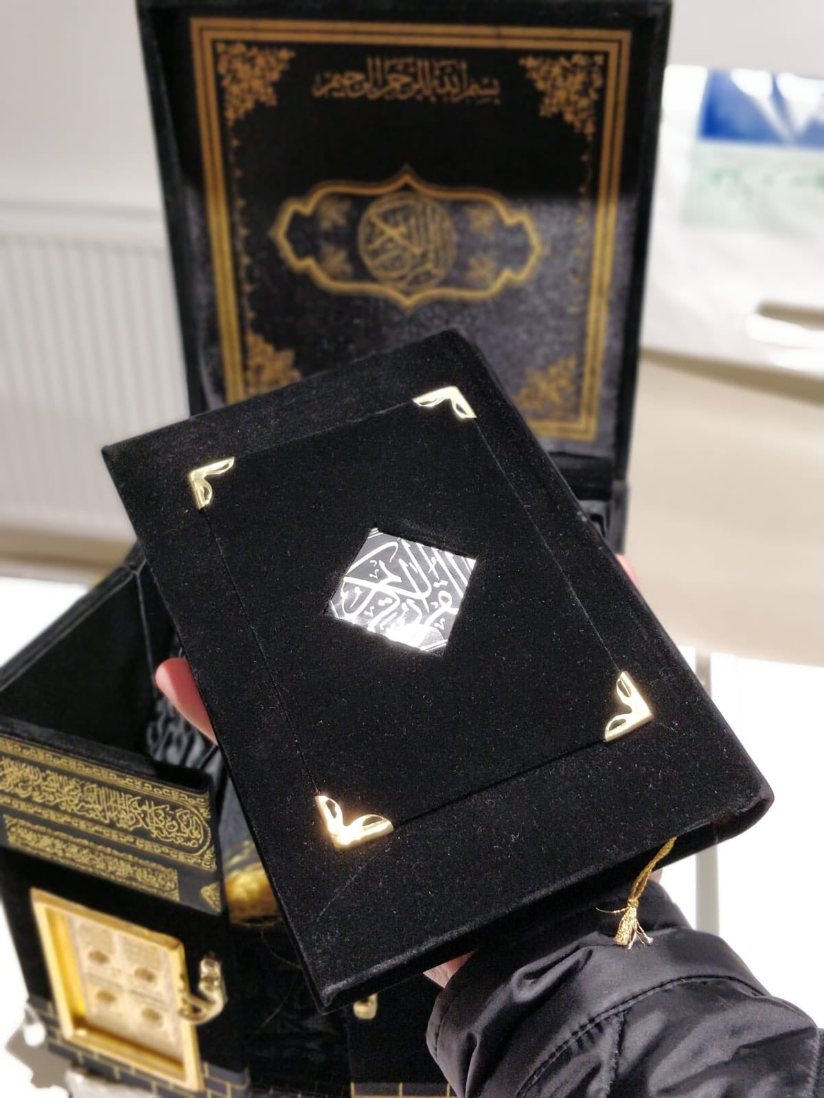 Holy Quran Kaba Velvet Islamic Art - jubbas.com